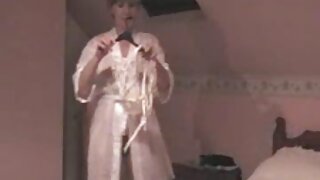 Giselle Mari ແລະ Isis ຮັກມີຄວາມມ່ວນຢູ່ໃນອາບນ້ໍາ